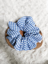 Lade das Bild in den Galerie-Viewer, Classic Scrunchie - Blueberry Cobler