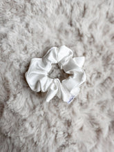 Load image into Gallery viewer, Mini Scrunchies