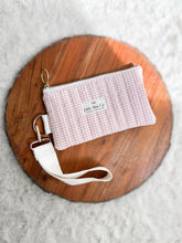 Load image into Gallery viewer, Phone Wristlets (no ruffles)