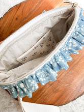 Load image into Gallery viewer, Ruffle Phone Wristlets