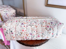 Load image into Gallery viewer, Spring Meadow Bags
