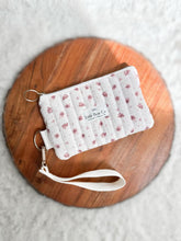 Load image into Gallery viewer, Phone Wristlets (no ruffles)
