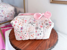 Load image into Gallery viewer, Spring Meadow Bags
