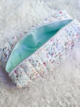 Load image into Gallery viewer, Spring Meadow Bags
