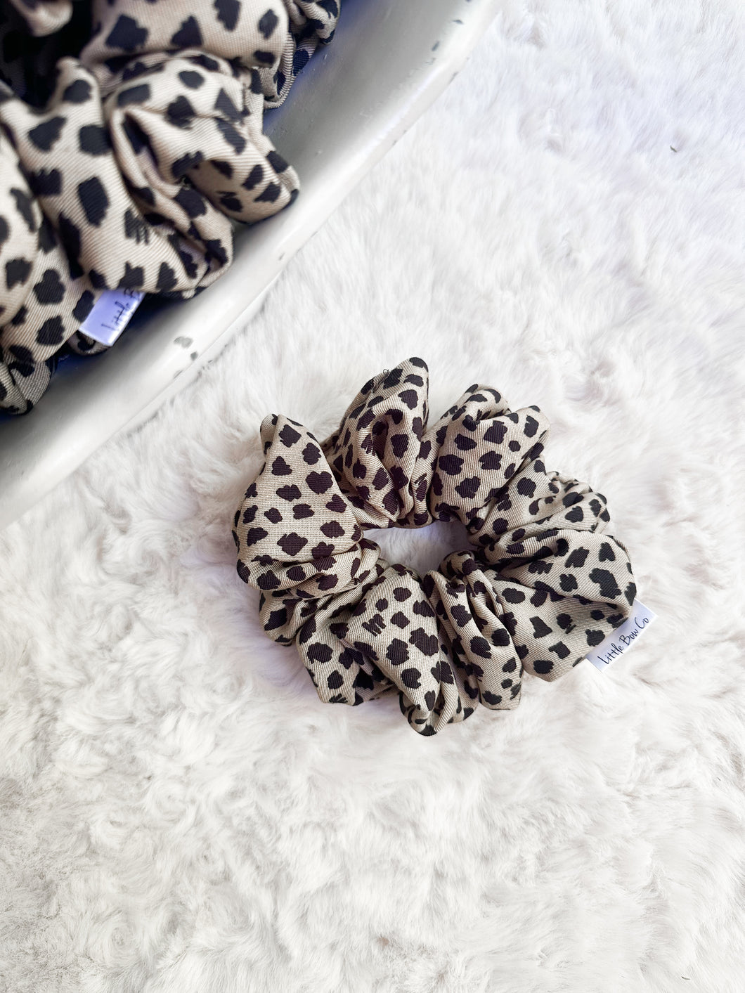 Classic Scrunchie - Beige Cheetah